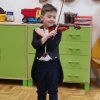 Z życia naszego przedszkola » Rok szkolny 2022-2023 » Poznajemy skrzypce